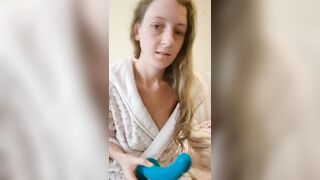 Feeding My Hungry Creamy Cunt A Large Sextoy