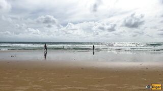 Забрался в окно к незнакомке, пока она отдыхала и трахнул её