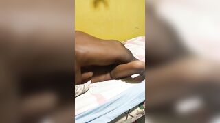 Vecino me pide azúcar y le doy esto