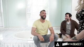 WITHOUT THE FAMILY - Kenzie Taylor’s Butt Drilled In Three-some With In-Law