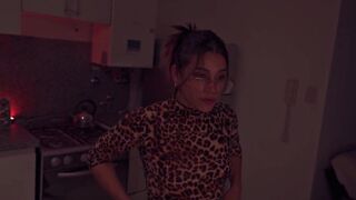 I invited my stepsister over to see a clip and the wench ended up sucking my shlong.