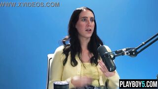 Brunette hair cougar pornstar Candence Lux loves to touch herself intensely