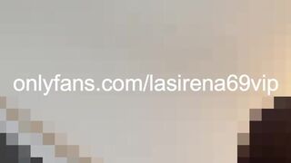 Hot LaSirena69 Pleasures Herself With Hitachi Magic Wand