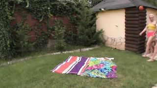 mutual interest Gina Gerson & Lola Taylor