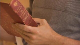 Sexy doxy takes a good shlong in her throat and twat!