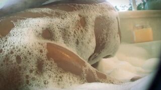 2 youthful whores share a dick