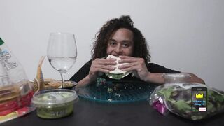 Genesis Gal MukBang two