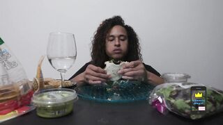 Genesis Gal MukBang two