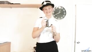 Old amateur mama sex-toy experience