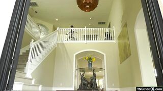 Teen tranny sugarbaby Itzel Saenz desires to get anal banged