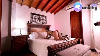 Lalin girl Lorena Doll ends up screwing the Ranking.bio Photographer in the centre of a Photoshooting