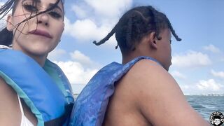 lil d claps Valerie kay on a jetski pt 1
