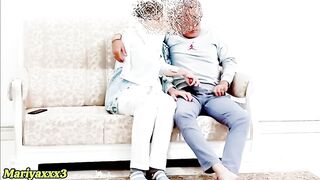 سکس طولانی با خدمتکار سکسی که اومده بود برای کار.چقدر حشری بود