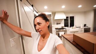 SARAH ILLUSTRATES SCREWING MY MOVING HUNK