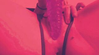 Fast climax, My snatch likes the vibrator.