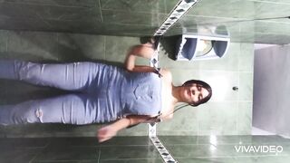 En casita tocandose el Coño what the bang riko i like