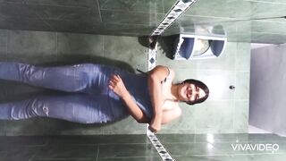 En casita tocandose el Coño what the bang riko i like