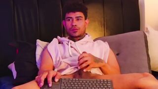 live show stud online stefano everett