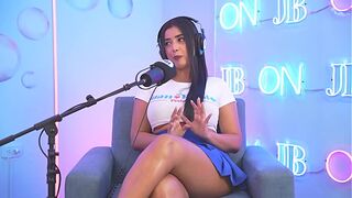 mother I'd like to fuck Lina Henao squirts and bangs a stranger until that babe cums hard!