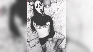 Ghostface Masturbating in Shower Horror Porn