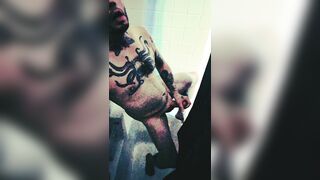Amateur Dude Jerking Off in Shower