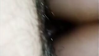 Chica caliente quiere montarme estando acompañados - 100% amateur