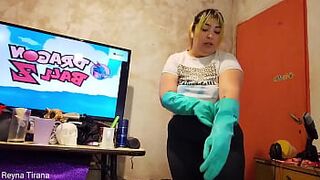 POV: Your ally's mamma catches u and forces u to smell her stinky booty