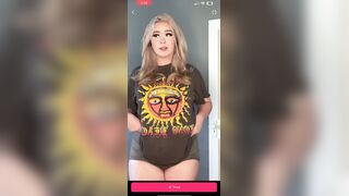 FLOOZY PIERCEDNOODLE FLASHES HER MELONS ON CAMERA