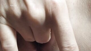 Vagina extension with throbbing clitoral massage