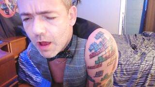 Livecam disrobe buttplug