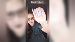 Smokin' Cutie Live Stream Chatting