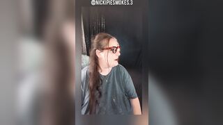 Smokin' Cutie Live Stream Chatting