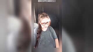 Smokin' Cutie Live Stream Chatting