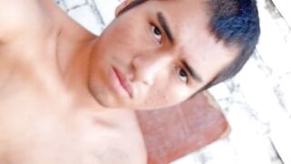 Oh me vengo , oh me masturbi