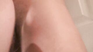 Sara Madison adora farsi scopare dal cazzo nero della sua amica