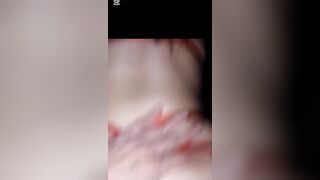 Colorada culona y morocha tetona me ordeñan