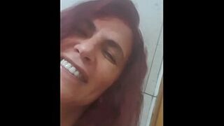 Previous to the bathroom Melissa Devassa sensualizes for the client