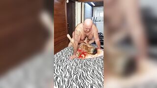 LOIRINHA BOA DE CAMA JÁ SABE FAZER UM HOMEM FELIZ NA CAMA GRANDE