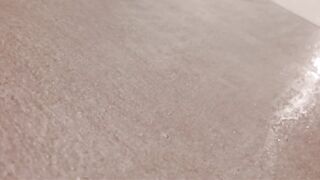 Gooning 0 Bulgarian, Shower