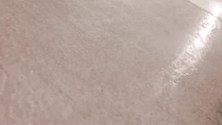 Gooning 0 Bulgarian, Shower