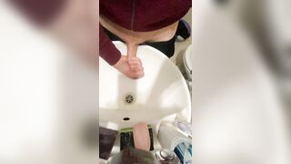 Solo Hunk Wanking