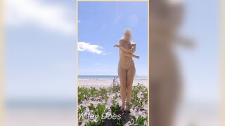 Wifey is dancing fully stripped at the public beach