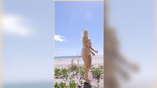 Wifey is dancing fully stripped at the public beach