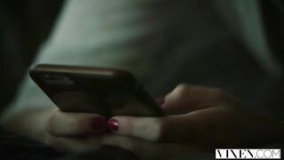 VIXEN Wicked Golden-haired Bangs her Sisters Stud