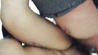 Me la cojo mientras está recostada two