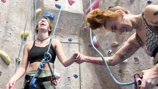Hawt Emo Climber Gals Flashing Their Natural Boobs at the Climbing Gym