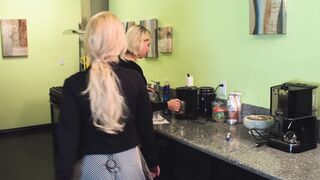 Lesbo Love - The Needs of Blondes