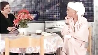 German grannies engage into lesbian sex at kitcheb