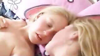 eating pussy