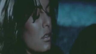 greek celebs-lesbian scene 